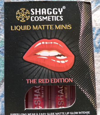 Shaggy Lipstick Image