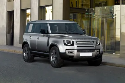 Land Rover Defender 5-door Hybrid SE Image