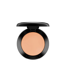 M.A.C Studio Finish Spf 35 Concealer Image