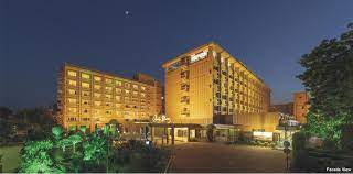 Hotel Clarks Shiraz - Agra Image