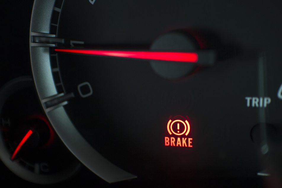 Things Not to Do in Case of Brake Failure Image