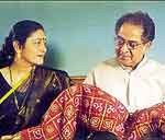 Mehandi Tere Naam Ke