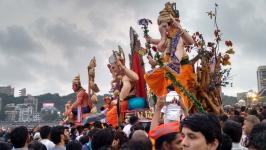 Tips on Ganapati Procession in Mumbai