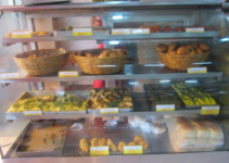 Vyanjan Sweets & Snacks - Andheri West - Mumbai