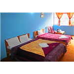 Tenzing Retreat - Thomchi