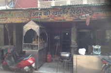 Aap Ki Khatir Restaurant - Mantola - Agra
