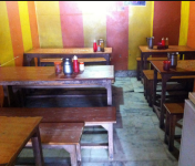 Lucky Restaurant - Tajganj - Agra