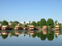 Zaffer Houseboats - Dalgate - Srinagar