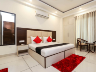 Apple Pie B & B - Saket - Delhi