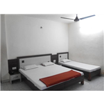 Mukesh Hotel - Camp - Pune