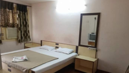 Hotel Usabh Palace - MG Road - Raipur