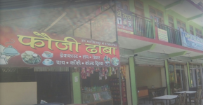 Fouji Dhaba - Kullu - Manali