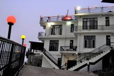 White Mushroom Hotel - Solan
