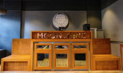 Moonshine Cafe & Bar - Lokhandwala - Mumbai