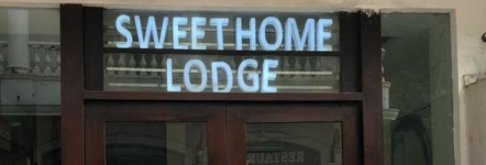 Sweet Home Lodge - New Delhi