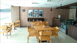 Frankztreat Cafe - Ulloor - Trivandrum