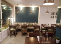 48 Plates - DLF Phase 4 - Gurgaon