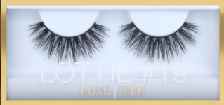 Huda Beauty LUXE Silk Lash - Lottie #19