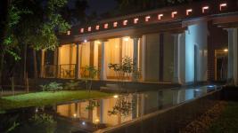 Baymaas Lakehouse Resort - Kochi