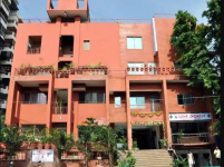 Love N Care Hospital - Tadwadi - Surat