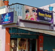 Honey Herbal Beauty Parlour - Mysore