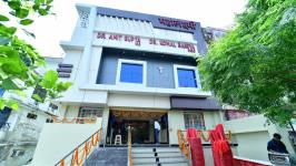 Mahalaxmi Netralaya And Maternity Centre - Katra - Allahabad