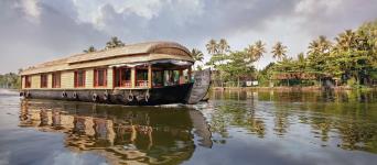 Boat Tours & Travels - Thalassery
