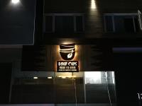 Four Cups Fusion Veg Dining - Gandhipuram - Coimbatore