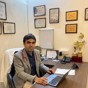 Dr. Raj Mathur (Dr. Raj Mathur Clinic) - Sector 1 - Delhi