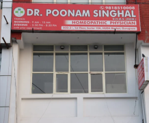 DR.Poonam Singhal - Sector 10-A - Gurugram