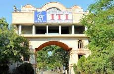 Daksh I T I - Kanadia Road - Indore