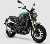 Benelli Leoncino 800