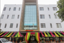 Hotel Mukund - Kaushambi Metro - New Delhi