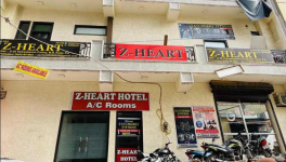 Z Heart Hotel - Tughlakabad - Delhi