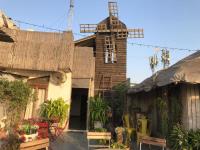 The Lazy Patio - Hauz Khas - New Delhi