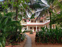 Dmellos Seaview Home - Candolim - Goa