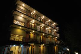 Hotel Nav Nabh - Old Manali - Manali