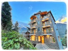 North Deodar Avenue - Hadimba - Manali