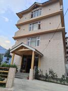 Hotel Nirvana Hills Beas Punjabi Dhaba - Siyal - Manali