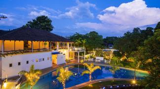 Moustache Goa Luxuria - Vagator - Goa