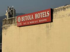 Butola Hotels - Adarsh Gram - Rishikesh