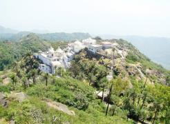 Achalgarh Trek - Mount Abu