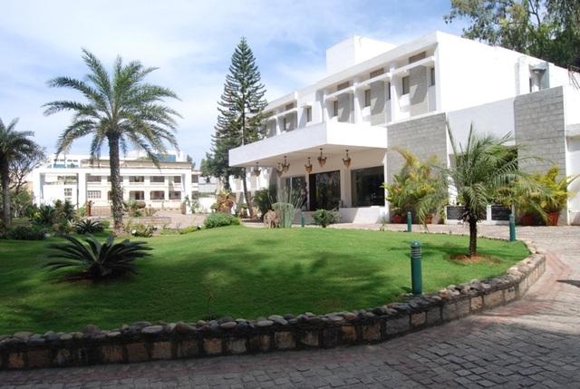 Hotel Hassan View - B M Road - Hassan Image