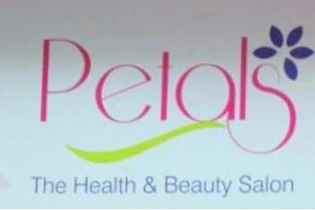 Petals Salon - Andheri West - Mumbai Image