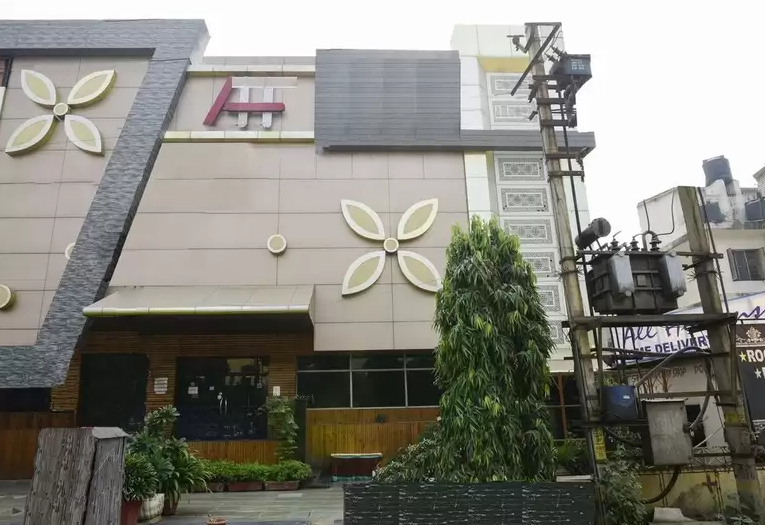 Treebo All Heavens - New Delhi Image