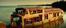 Houseboat - Muthoot River Escapes - Alappuzha