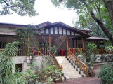 Hotel Woodlands - Matheran