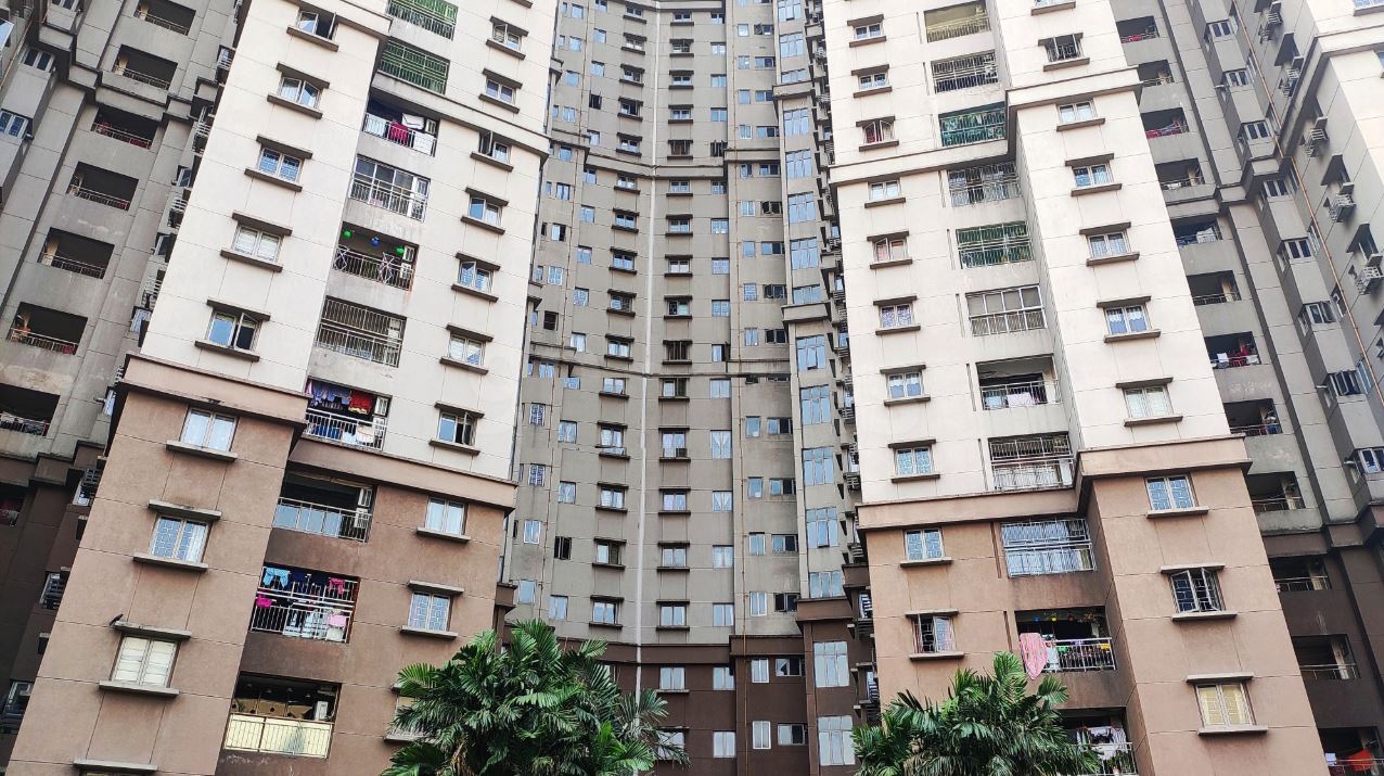 South Apartment - Prince Anwar Shah Road - Kolkata Image