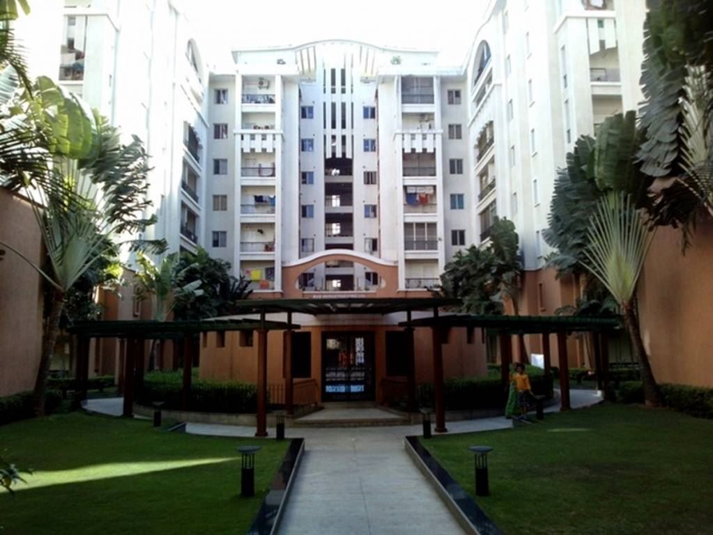 Reputed Oakyard Apartments - Jayanagar - Bangalore Image